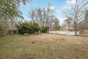 50 Bayview Ave, East Islip, NY 11730 - Photo 19