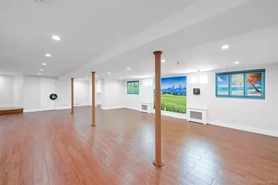 22447 76th Road, Oakland Gardens, NY 11364 - Photo 39