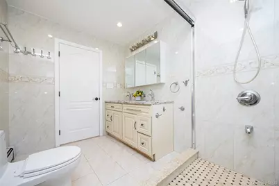 22447 76th Road, Oakland Gardens, NY 11364 - Photo 25