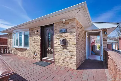 22447 76th Road, Oakland Gardens, NY 11364 - Photo 11