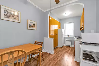 35 Floral Boulevard #1A, Floral Park, NY 11001 - Photo 7