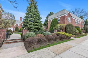 35 Floral Blvd, Floral Park, NY 11001 - Photo 19