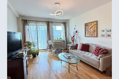 31-35 31st Street #516, Astoria, NY 11106 - Photo 3