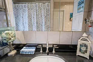 27 Spencer Way, Kings Park, NY 11754 - Photo 17