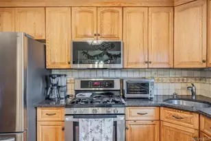 27 Spencer Way, Kings Park, NY 11754 - Photo 13