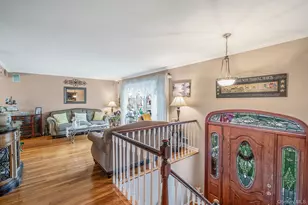 27 Spencer Way, Kings Park, NY 11754 - Photo 5