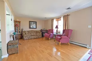 359 Randall Rd, Ridge, NY 11961 - Photo 3