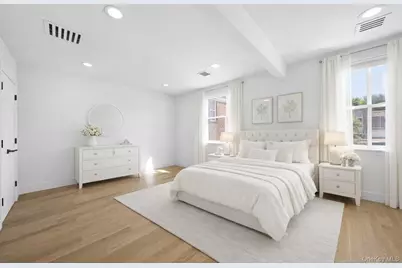 6821 Cloverdale Lane, Bayside, NY 11364 - Photo 17