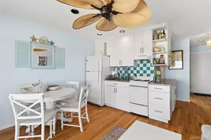 16 Navy Rd, Montauk, NY 11954 - Photo 9