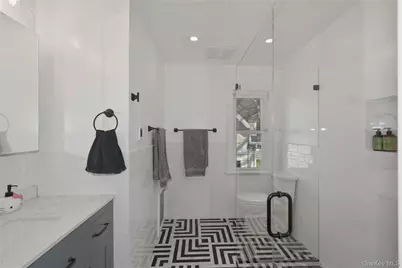 220 Sheridan Avenue, Mount Vernon, NY 10552 - Photo 31