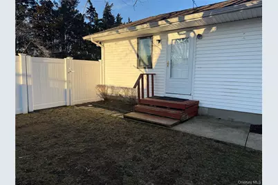 15 Donald Street, Port Jefferson Station, NY 11776 - Photo 3