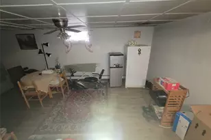 227-26 113th Dr, Queens Village, NY 11429 - Photo 15