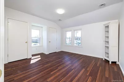 31 N Lewis Place, Rockville Centre, NY 11570 - Photo 11