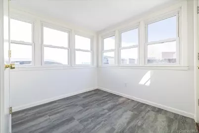 31 N Lewis Place, Rockville Centre, NY 11570 - Photo 9