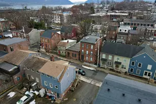 22 E Parmenter St, Newburgh, NY 12550 - Photo 5