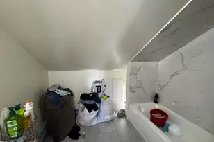 22 E Parmenter St, Newburgh, NY 12550 - Photo 23