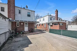 76-17 251st St, Bellerose, NY 11426 - Photo 17