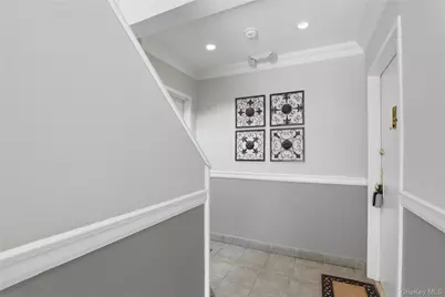 352 N State Road #1H, Briarcliff Manor, NY 10510 - Photo 3