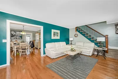62 W 1st Street, Freeport, NY 11520 - Photo 11