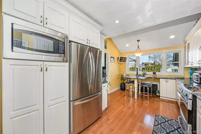 62 W 1st Street, Freeport, NY 11520 - Photo 19