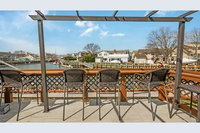 62 W 1st Street, Freeport, NY 11520 - Photo 7