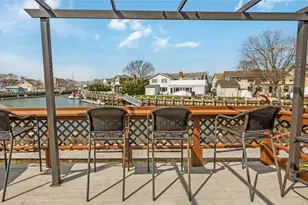 62 W 1st St, Freeport, NY 11520 - Photo 7