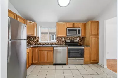 1466 Shore Drive #3, Bronx, NY 10465 - Photo 5