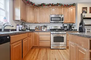 577 Waukena Ave, Oceanside, NY 11572 - Photo 21