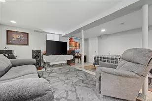 577 Waukena Ave, Oceanside, NY 11572 - Photo 29