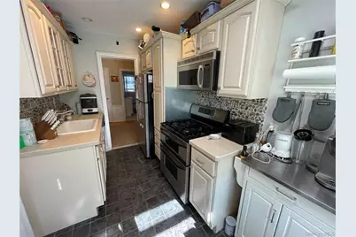 43 N Forest Avenue #C21, Rockville Centre, NY 11570 - Photo 9