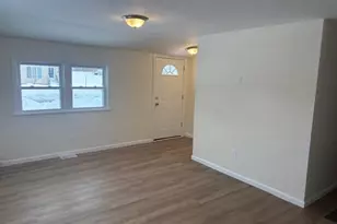 51 Oak Dr, Riverhead, NY 11901 - Photo 3