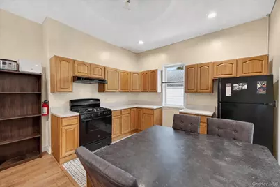 39 Hanford Street, Middletown, NY 10940 - Photo 9