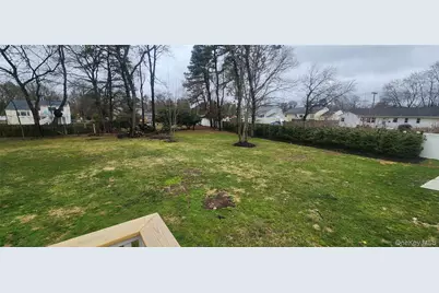 1524 Express Drive S #1st Floor, Brentwood, NY 11717 - Photo 13