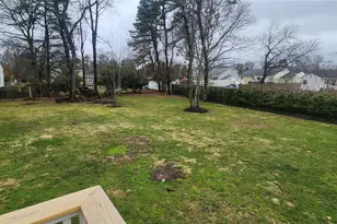 1524 Express Dr S, Brentwood, NY 11717 - Photo 13