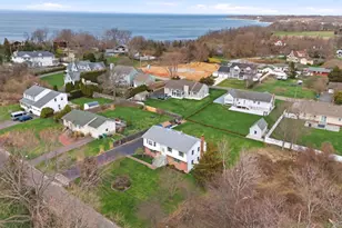 1450 Mccann Ln, Riverhead, NY 11944 - Photo 39