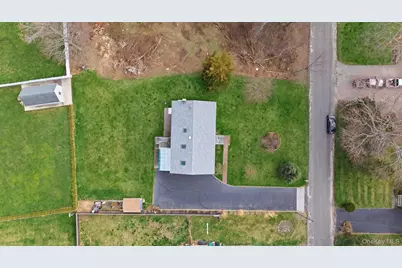 1450 McCann Lane, Riverhead, NY 11944 - Photo 31