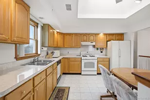 1450 Mccann Ln, Riverhead, NY 11944 - Photo 9