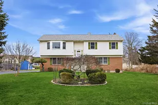 1450 Mccann Ln, Riverhead, NY 11944 - Photo 3