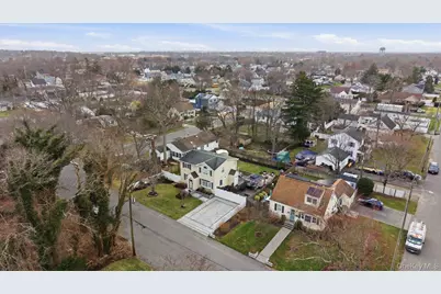 68 Fuller Avenue, Islip, NY 11751 - Photo 27