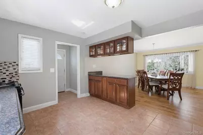 68 Fuller Avenue, Islip, NY 11751 - Photo 9