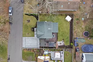 68 Fuller Ave, Islip, NY 11751 - Photo 29