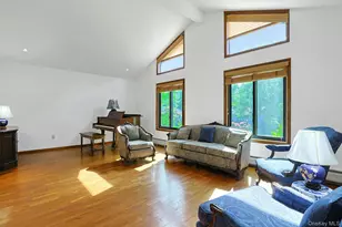 8 Sasson Terrace, Valley Cottage, NY 10989 - Photo 15