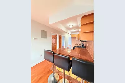 [Address not provided], Richmond Hill, NY 11419 - Photo 5