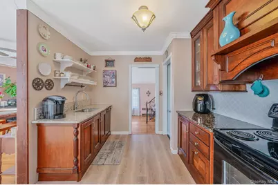 268 W Shore Drive, Massapequa, NY 11758 - Photo 25