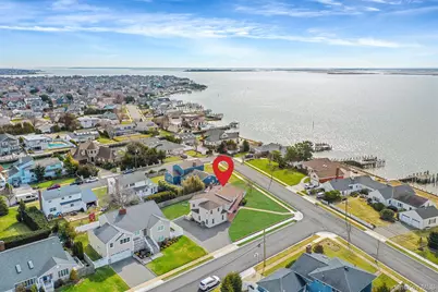 268 W Shore Drive, Massapequa, NY 11758 - Photo 45