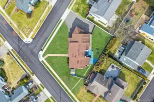 268 W Shore Dr, Massapequa, NY 11758 - Photo 47