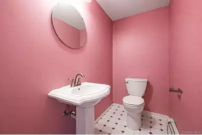 268 W Shore Drive, Massapequa, NY 11758 - Photo 39