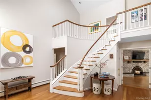 16 Carolyn Pl, Armonk, NY 10504 - Photo 3