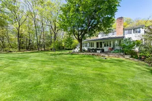 16 Carolyn Pl, Armonk, NY 10504 - Photo 25