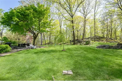 16 Carolyn Place, Armonk, NY 10504 - Photo 27